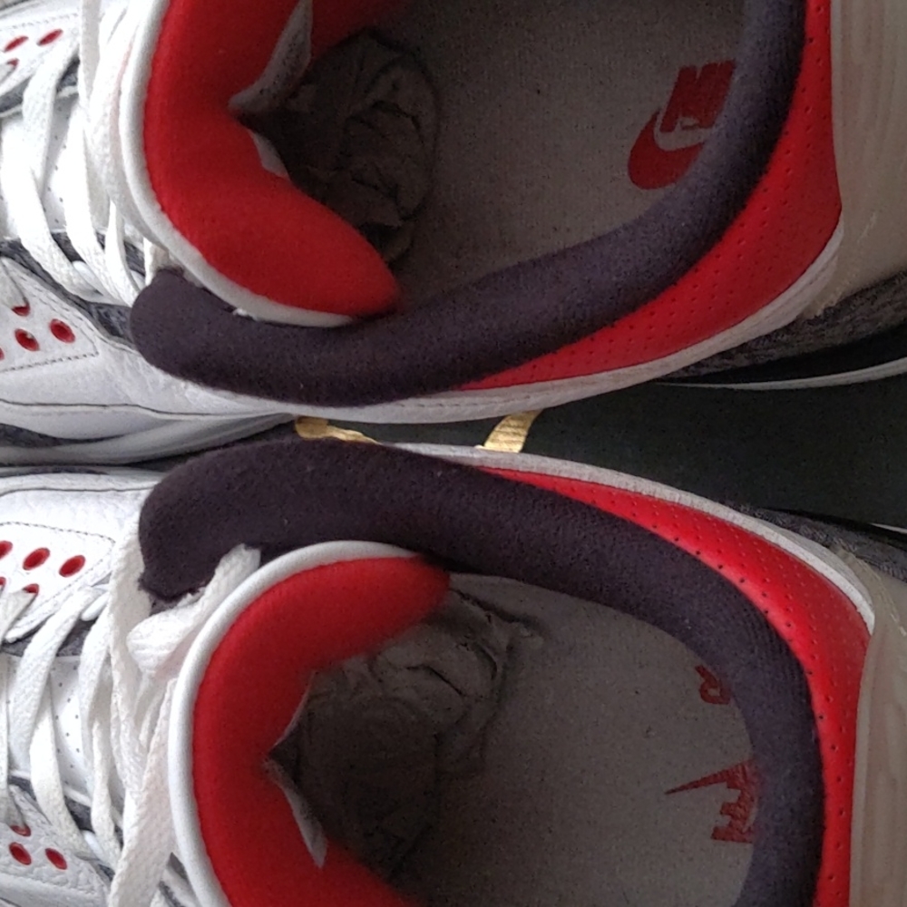 Jordan 3's - Picture 4 of 4